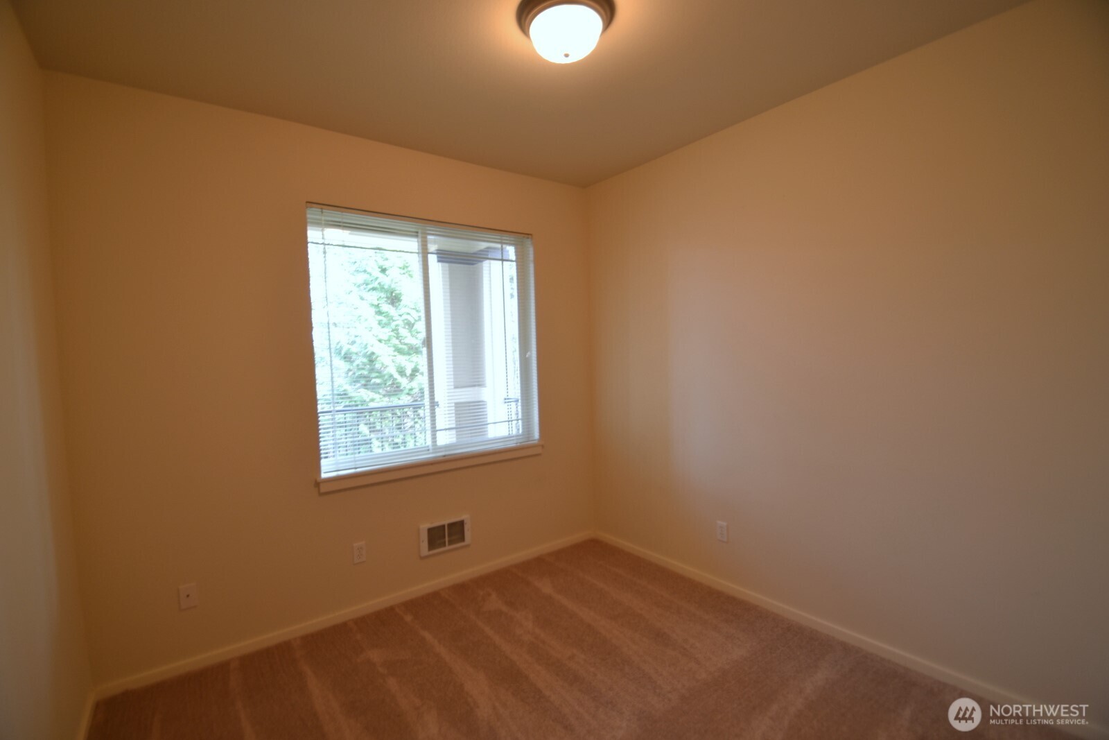 107 164th Street Southeast, Unit 2204 Bothell, WA 98012 - Photo 12 of 18
