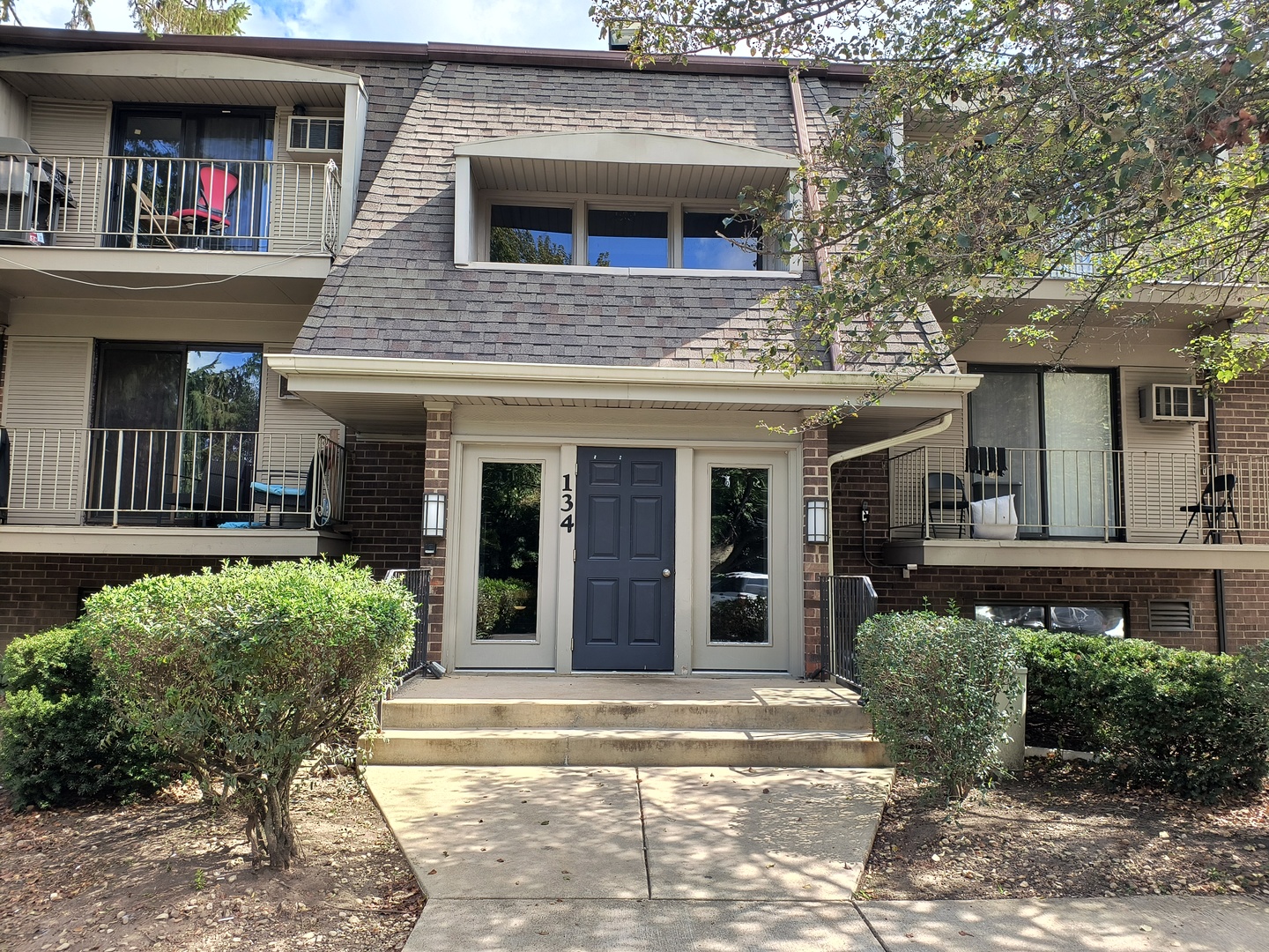 134 East Bailey Road, Unit L Naperville, IL 60565 - Photo 1 of 19