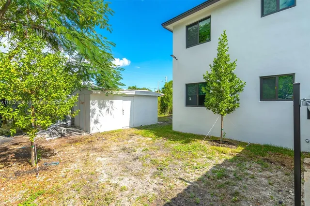 $3,500 | 1413 Northwest 40th Street, Miami, FL 33142