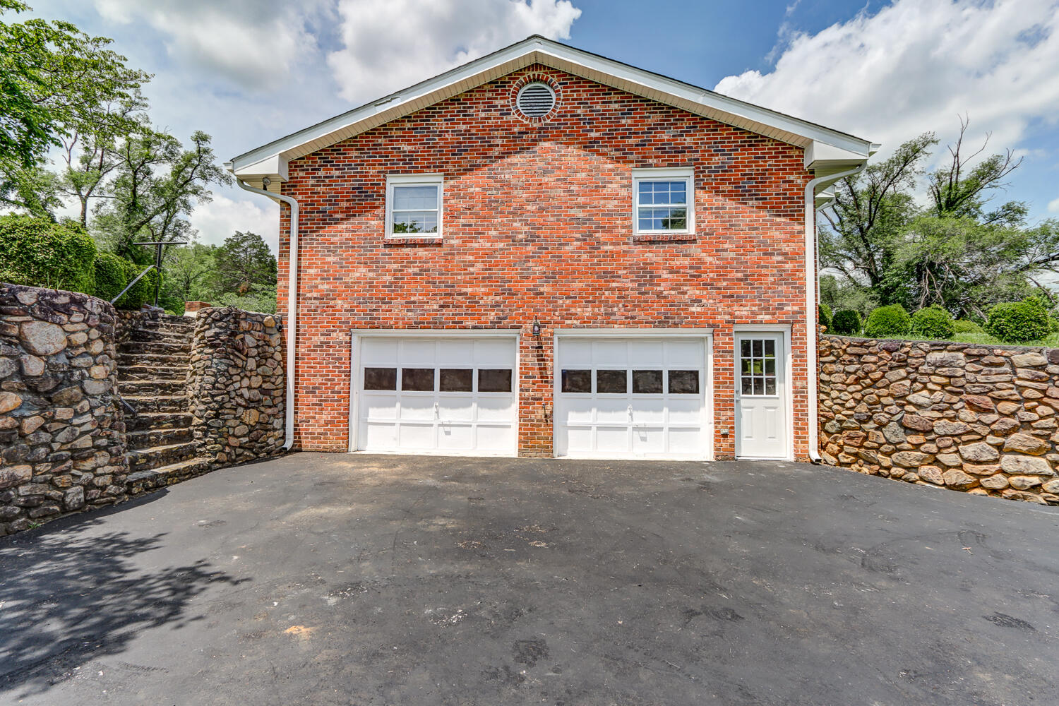 2231 Hardy Road Vinton, VA 24179 - Photo 38 of 40 a front view of a house with a yard