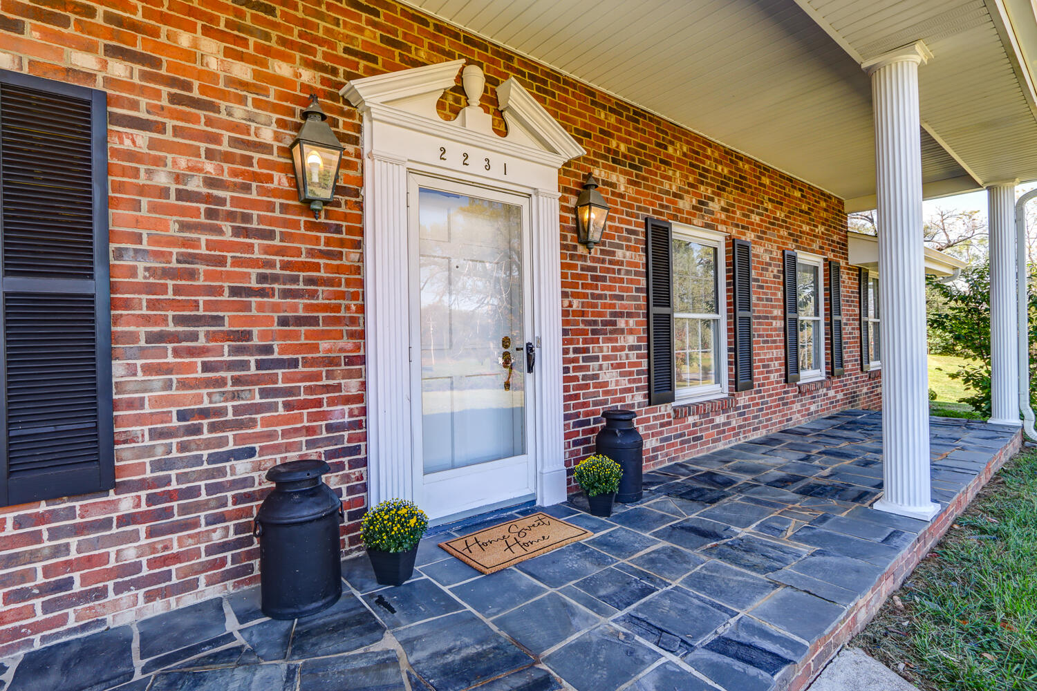 2231 Hardy Road Vinton, VA 24179 - Photo 6 of 40 IMG_0031_2_3_4_5