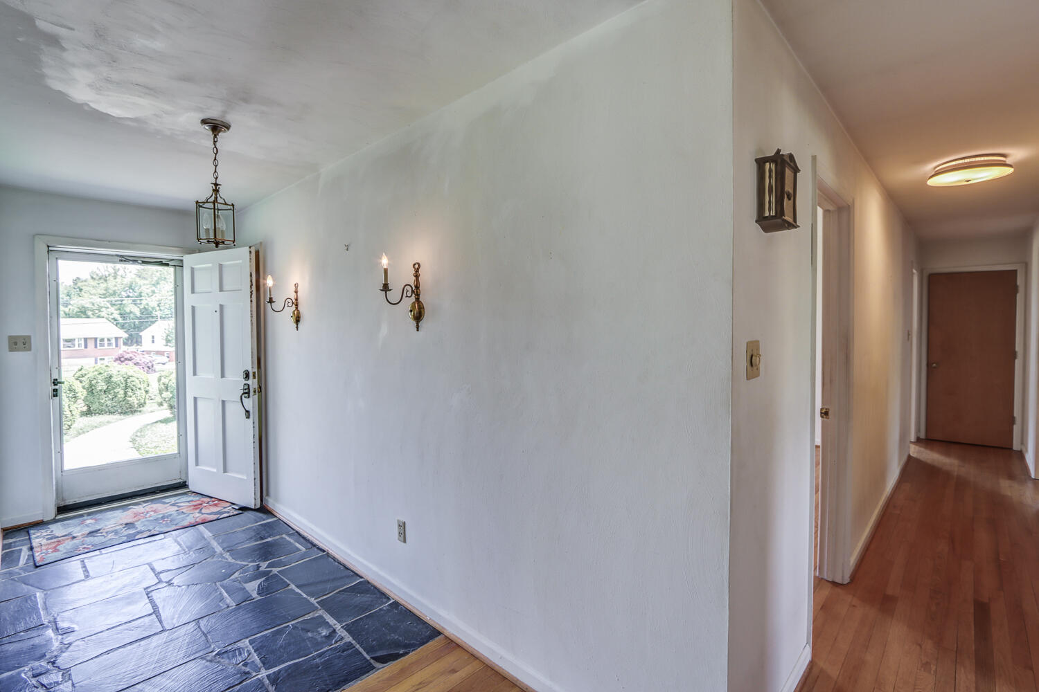 2231 Hardy Road Vinton, VA 24179 - Photo 10 of 40 IMG_0006_07_08_09_10