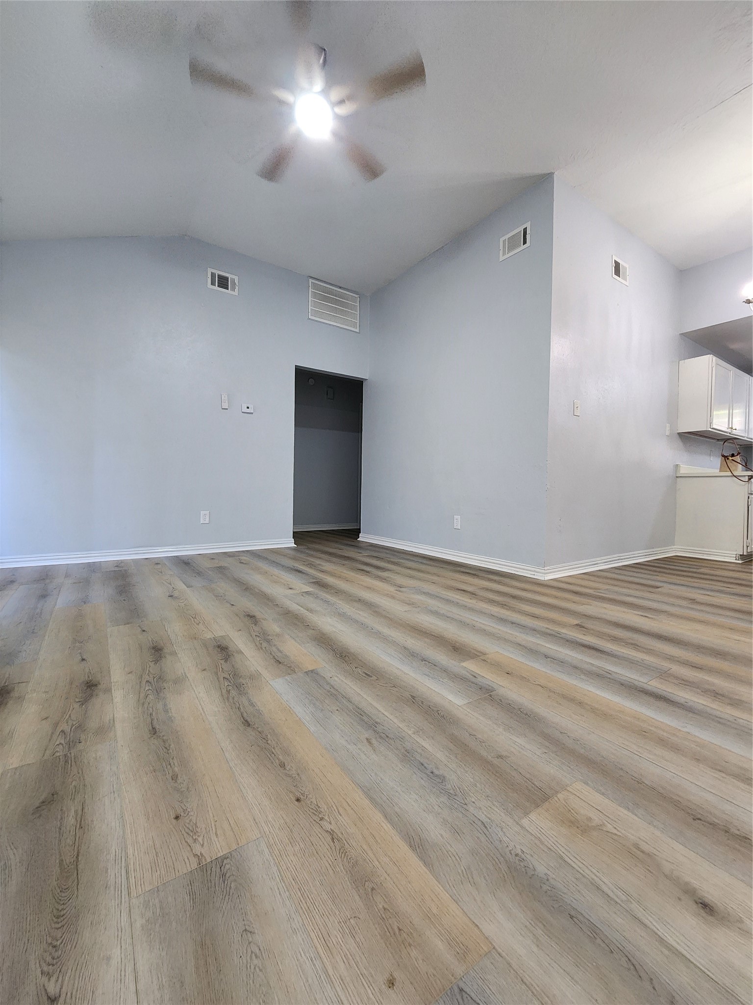 5003 Maurita Drive Spring, TX 77373 - Photo 3 of 18 Entrance inside