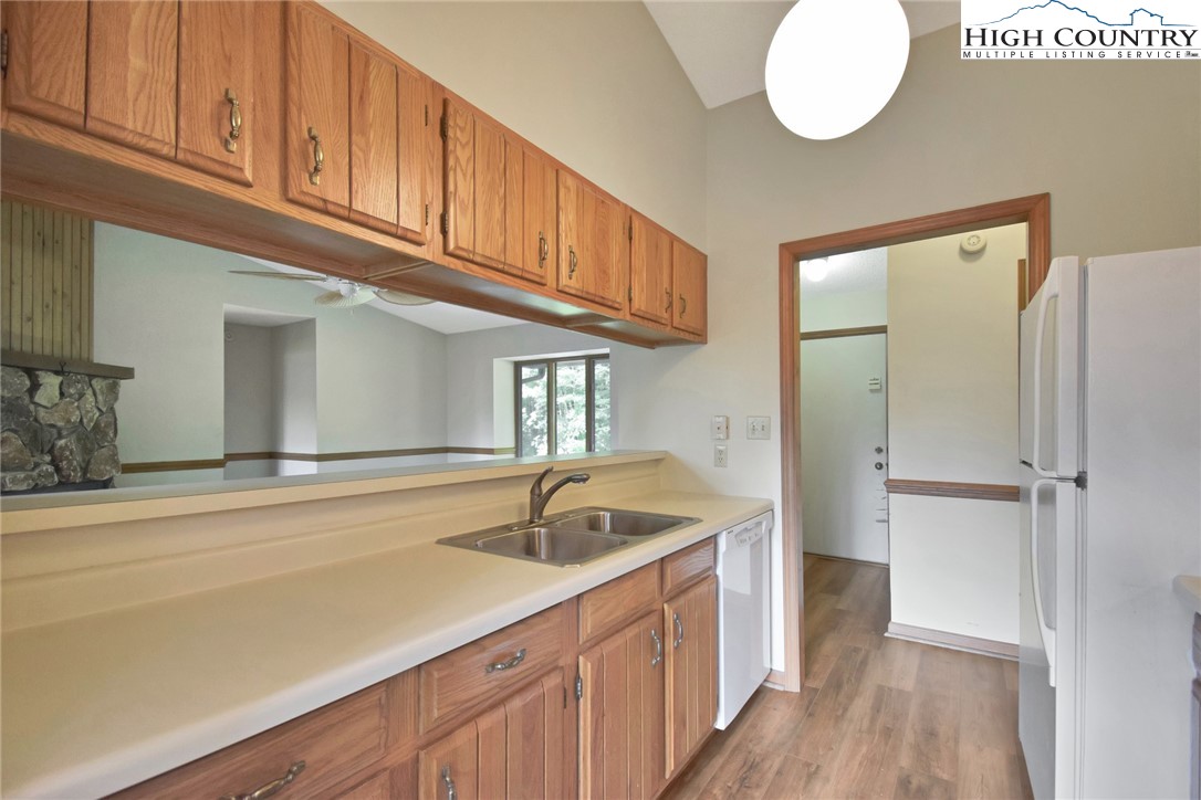 175 Ridgeview Road, Unit 13 Sugar Mountain, NC 28604 - Photo 15 of 35 Gallery Image 15