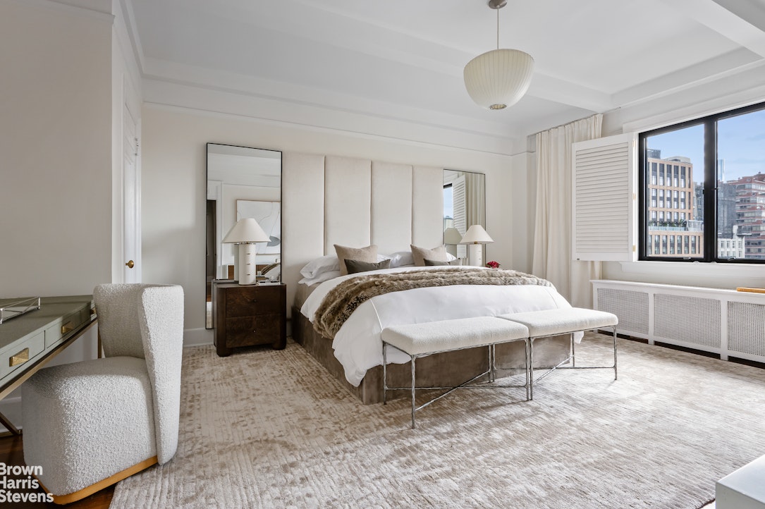 257 West 86th Street, Unit PHA Manhattan, NY 10024 - Photo 9 of 17 a spacious bedroom with a bed and window