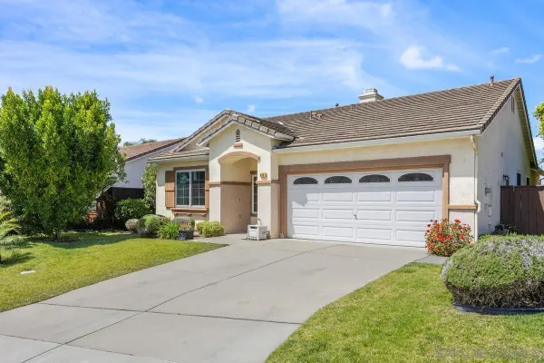 $875,000 | 4981 Calle Arquero, Oceanside, CA 92057