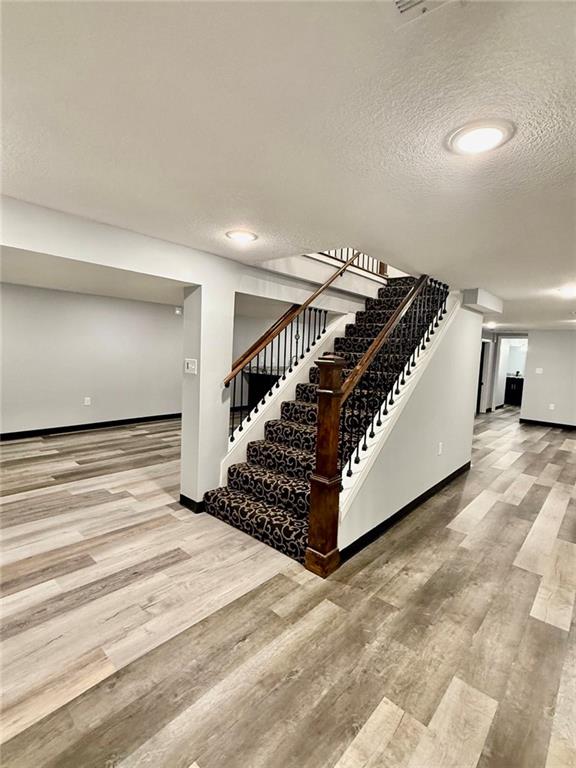 539 Westvale Road Kansas City, KS 66102 - Photo 20 of 32