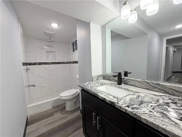 $349,900 | 539 Westvale Road, Kansas City, KS 66102