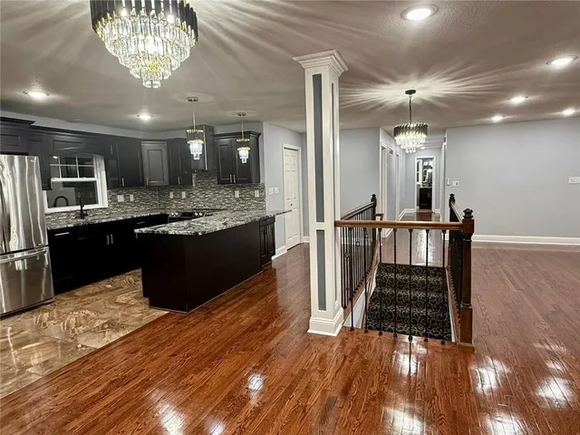 $349,900 | 539 Westvale Road, Kansas City, KS 66102