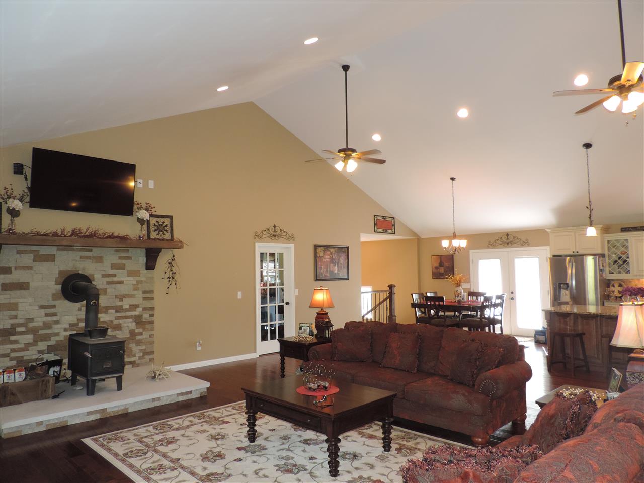 1511 Peerless Road Bedford, IN 47421 - Photo 9 of 36