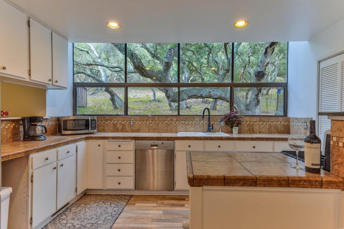 818 Maher Road Watsonville, CA 95076 - Photo 14 of 47 Gallery Image 14