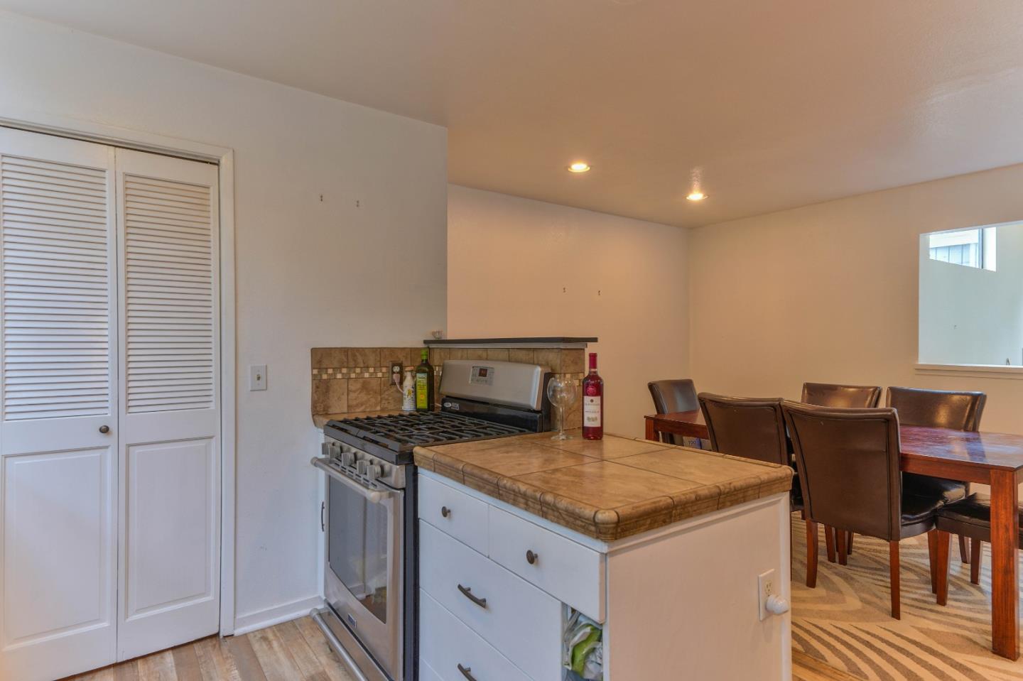 818 Maher Road Watsonville, CA 95076 - Photo 17 of 47 Gallery Image 17