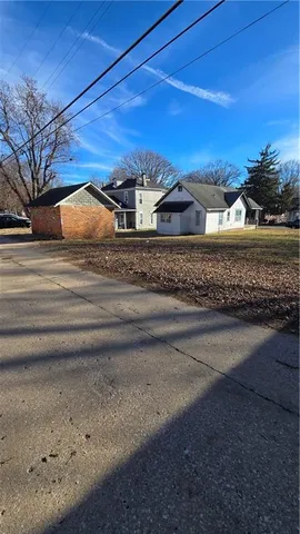 $82,900 | 1015 Corby Street, St. Joseph, MO 64501