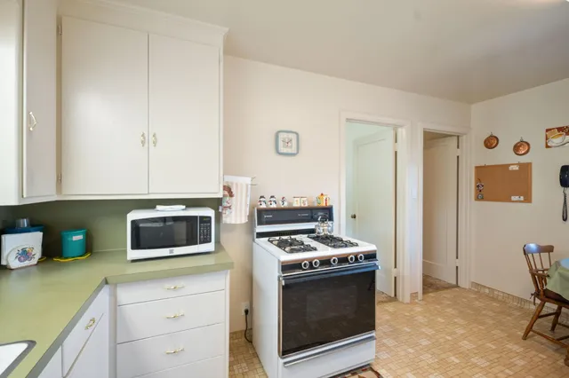 $779,999 | 929 Capistrano Drive, Salinas, CA 93901