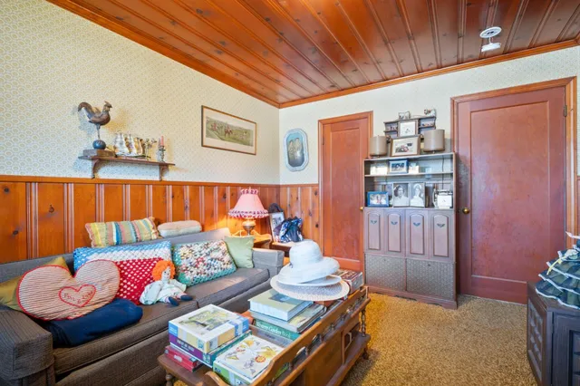 $779,999 | 929 Capistrano Drive, Salinas, CA 93901