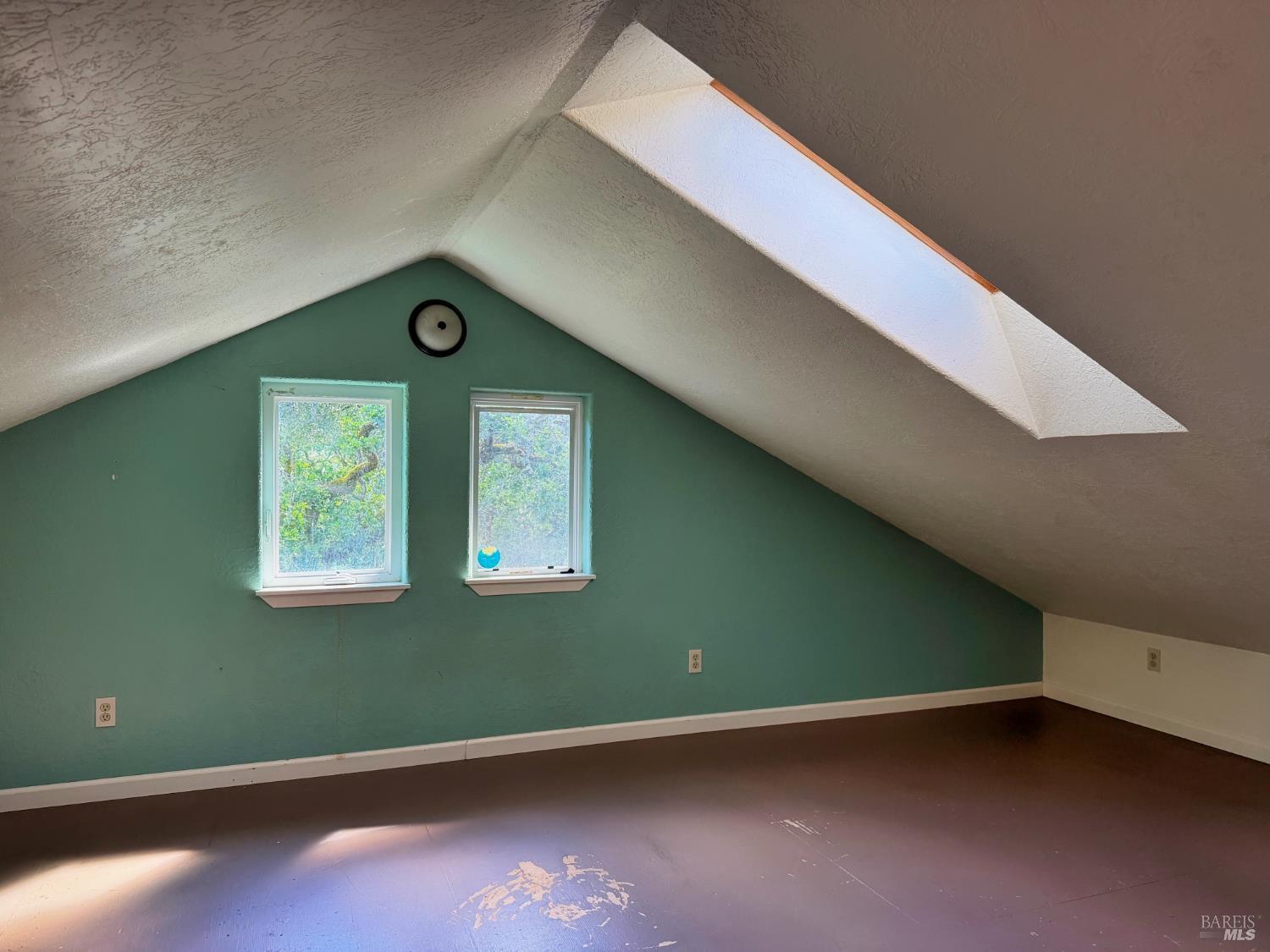 2501 Main Ranch Road Redwood Valley, CA 95470 - Photo 11 of 57 a view of room and window