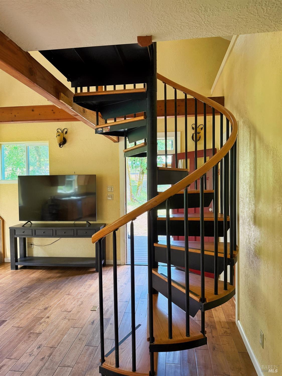 2501 Main Ranch Road Redwood Valley, CA 95470 - Photo 10 of 57 a view of entryway