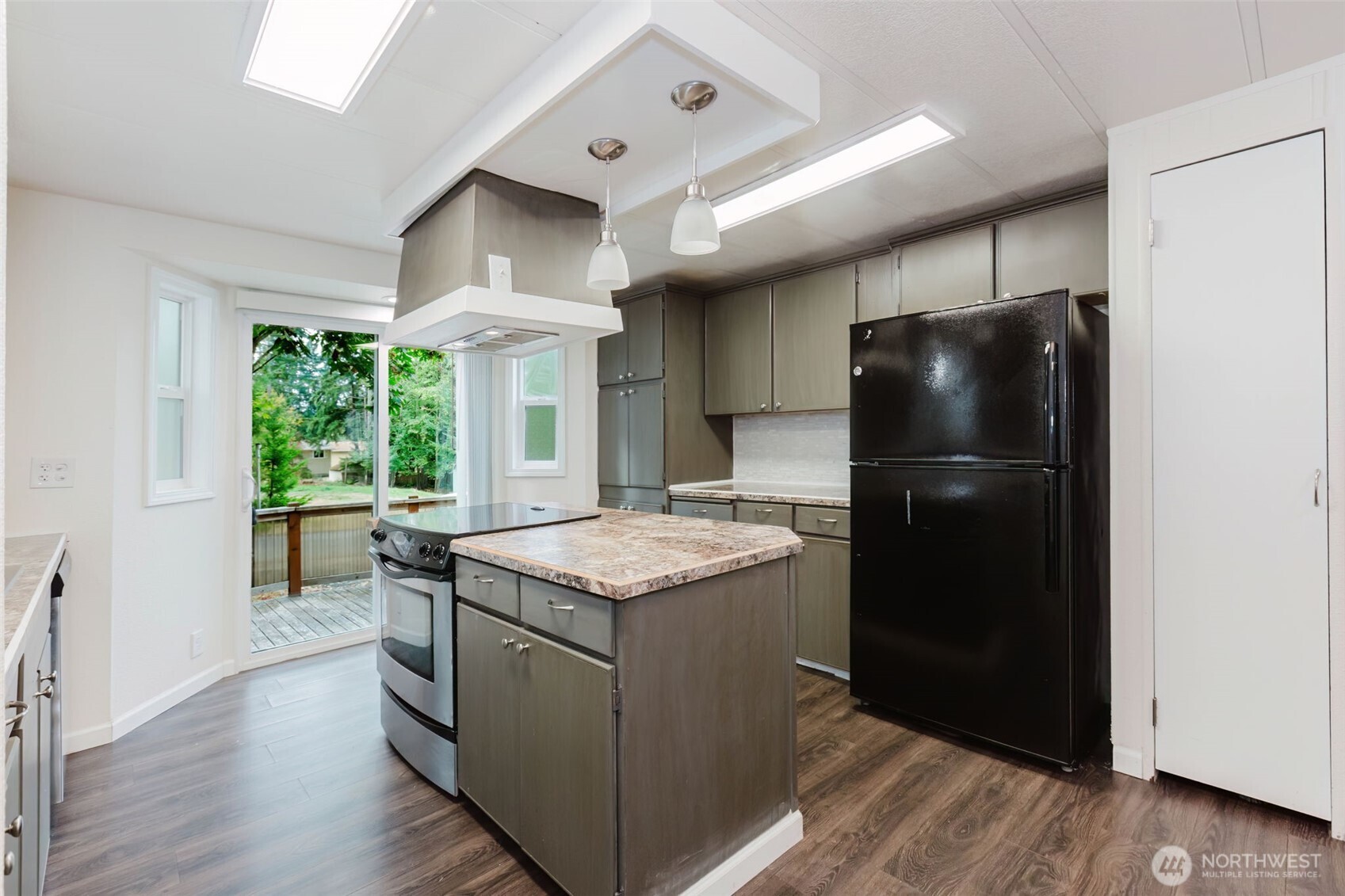 5673 Bethel Road Southeast, Unit 28 Port Orchard, WA 98367 - Photo 11 of 35