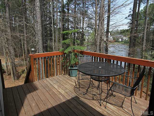 22 Sydenham Road Durham, NC 27713 - Photo 13 of 14 Patio/Deck