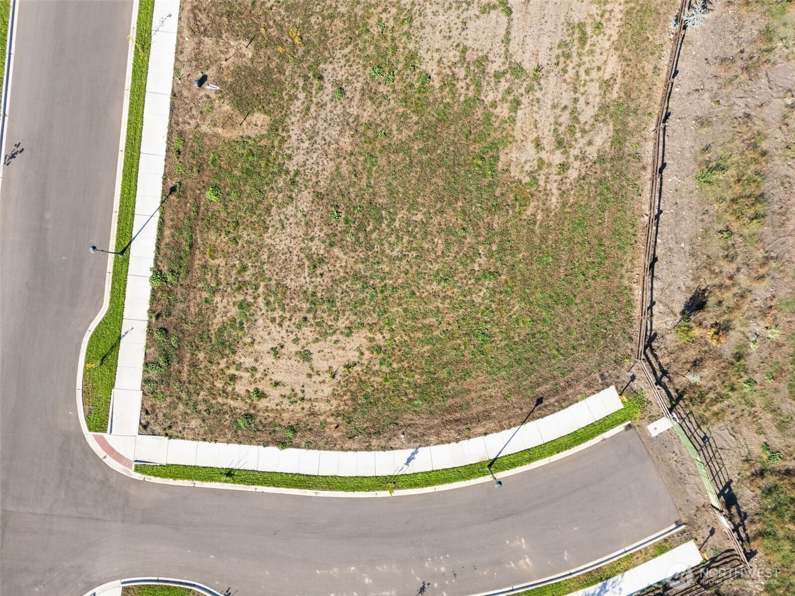 51 Colchester Street Sequim, WA 98382 - Photo 4 of 26 a view of bath tub