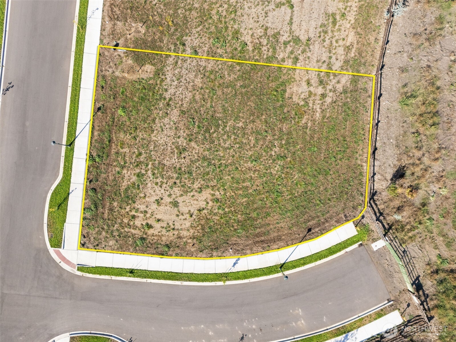 51 Colchester Street Sequim, WA 98382 - Photo 5 of 26 a view of a bathroom