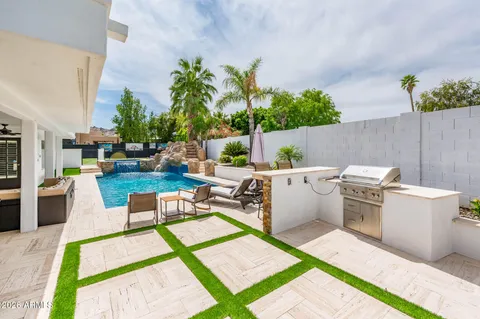 $1,375,000 | 9626 North 33rd Street, Phoenix, AZ 85028