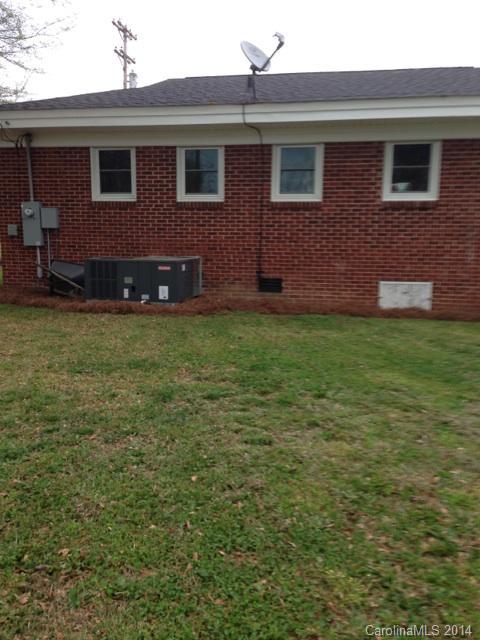 1233 Marys Grove Road Cherryville, NC 28021 - Photo 3 of 14 Gallery Image 3