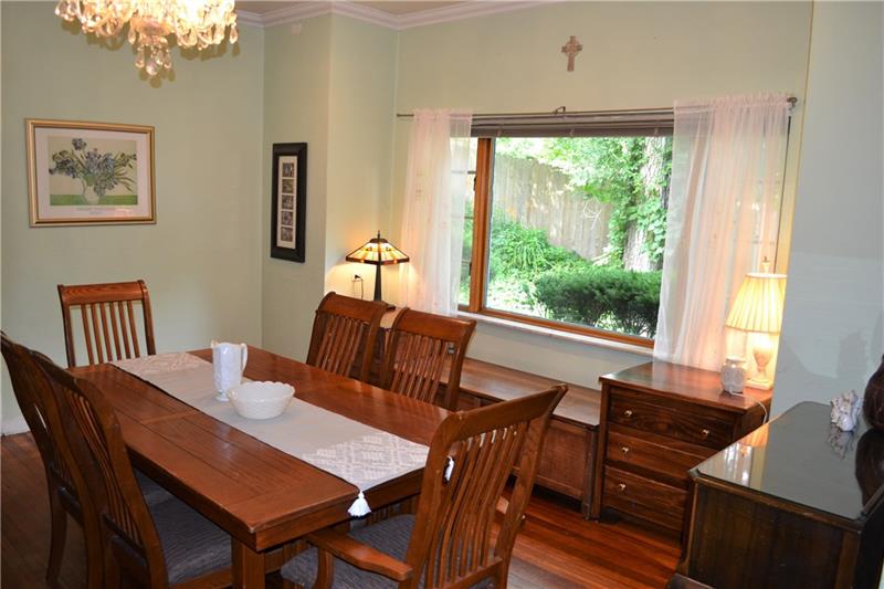 408 Cascade Road Pittsburgh, PA 15221 - Photo 12 of 25 DINING ROOM
