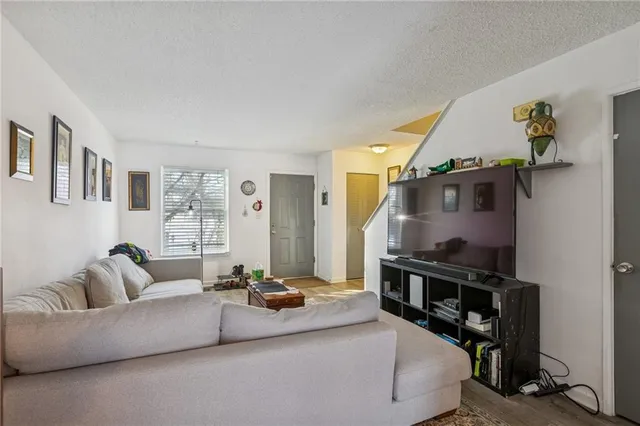 $125,000 | 8715 Sycamore Avenue, Kansas City, MO 64138