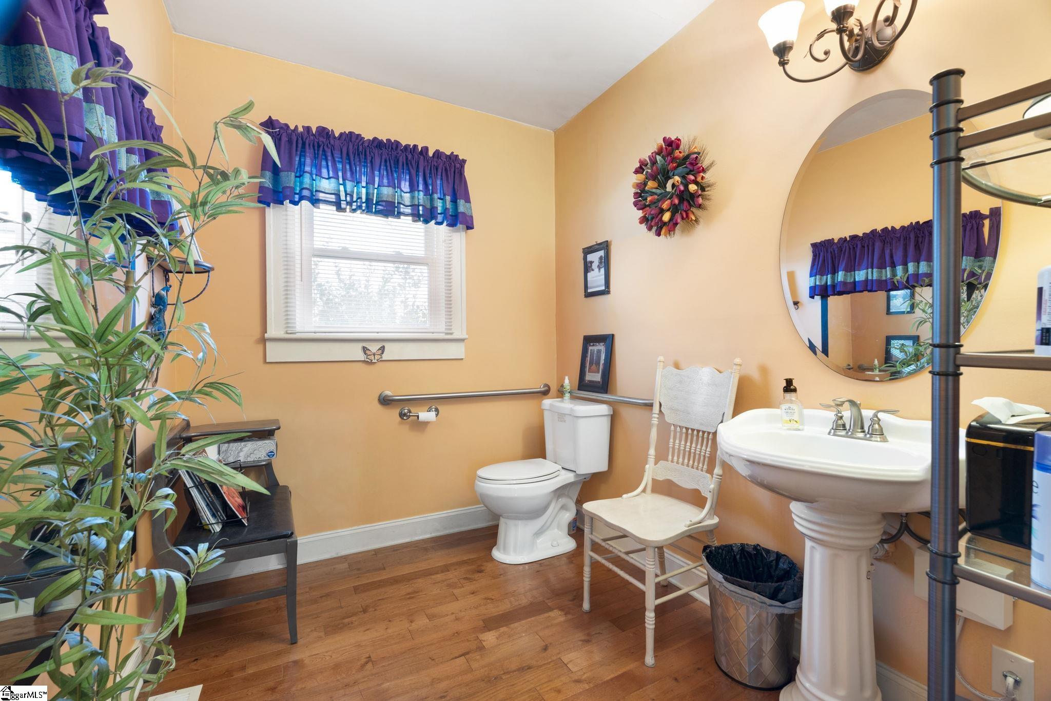 106 Memorial Drive Greer, SC 29650 - Photo 22 of 33