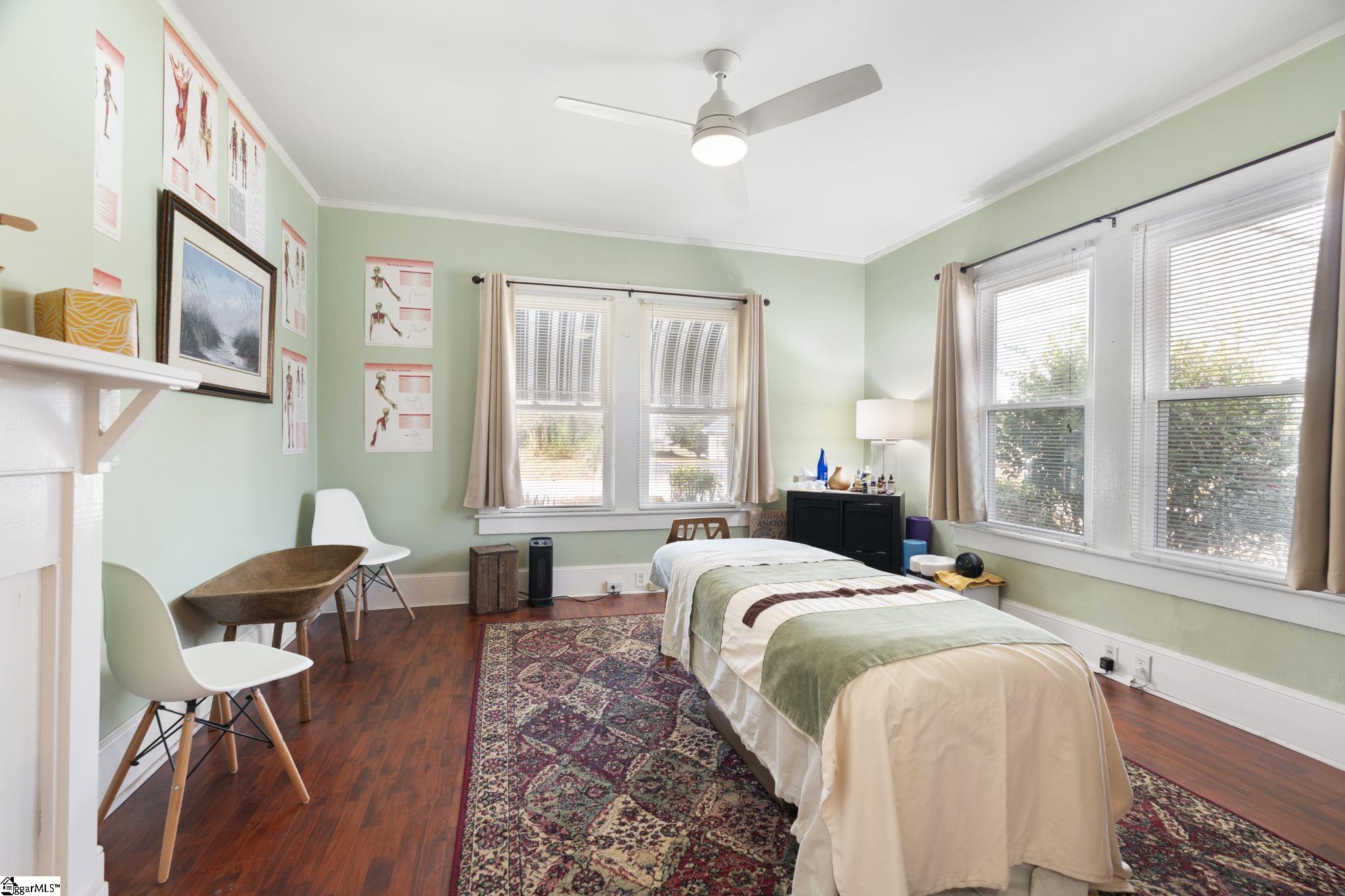 106 Memorial Drive Greer, SC 29650 - Photo 23 of 33