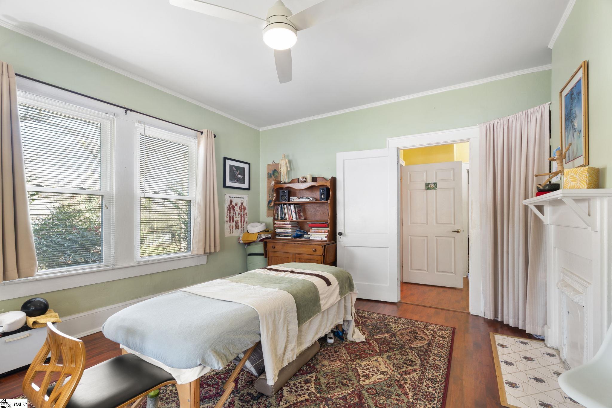 106 Memorial Drive Greer, SC 29650 - Photo 25 of 33