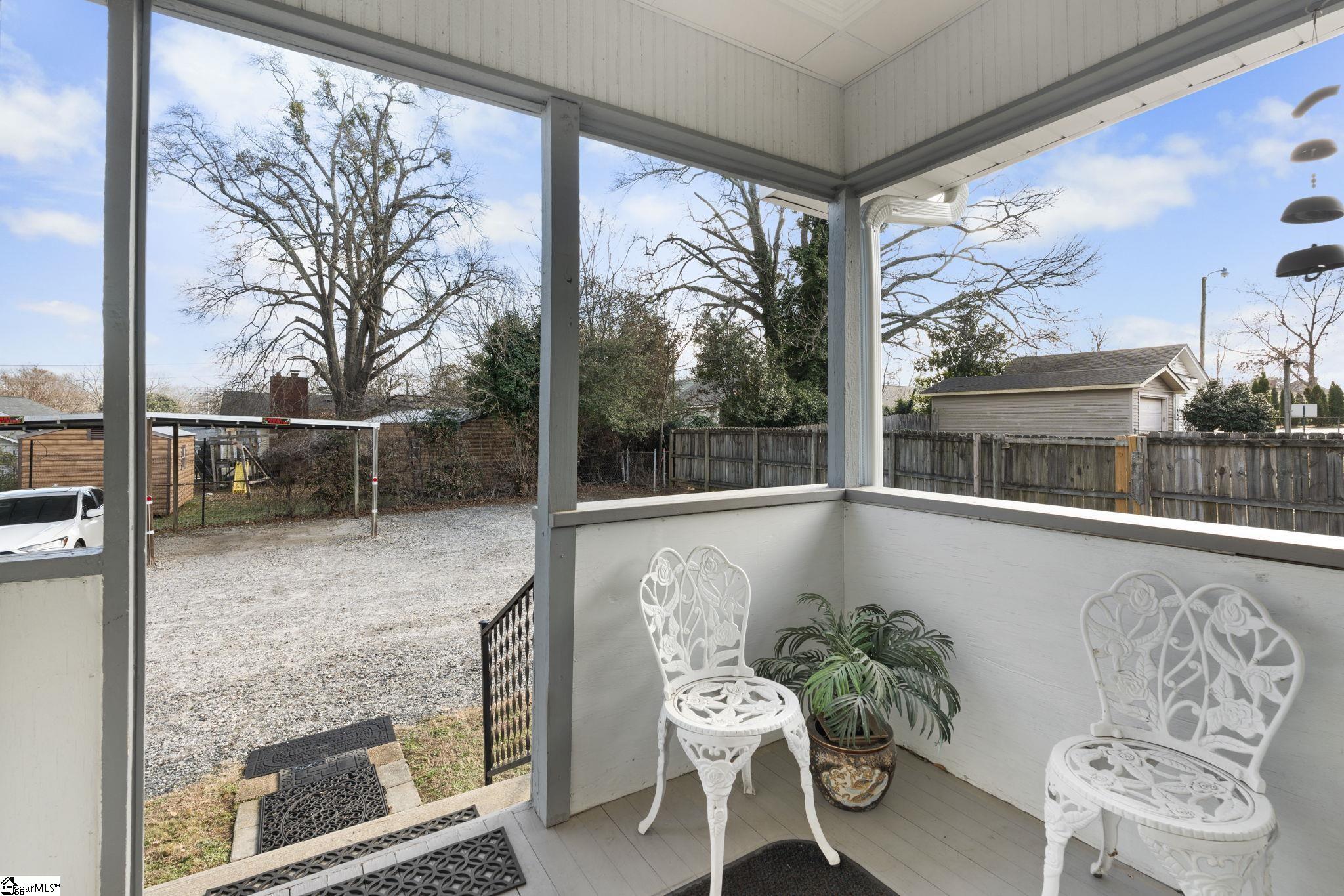 106 Memorial Drive Greer, SC 29650 - Photo 28 of 33