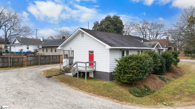 $475,000 | 106 Memorial Drive, Greer, SC 29650