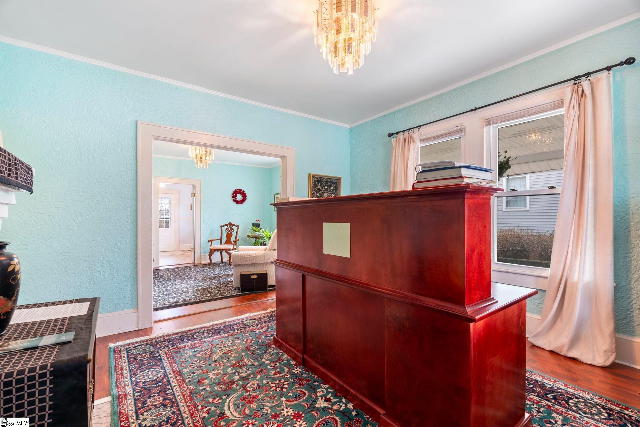 106 Memorial Drive Greer, SC 29650 - Photo 7 of 33