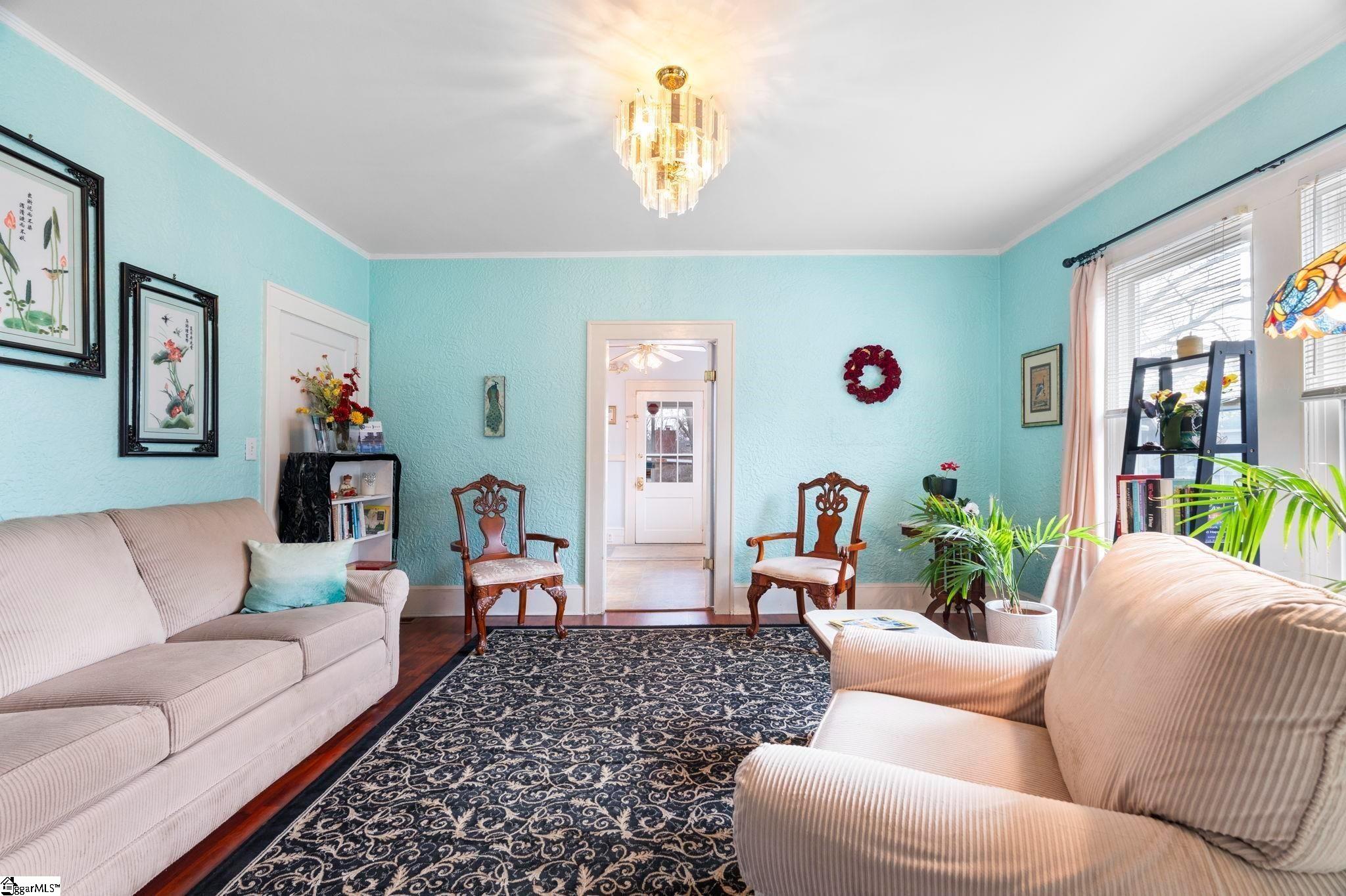 106 Memorial Drive Greer, SC 29650 - Photo 8 of 33