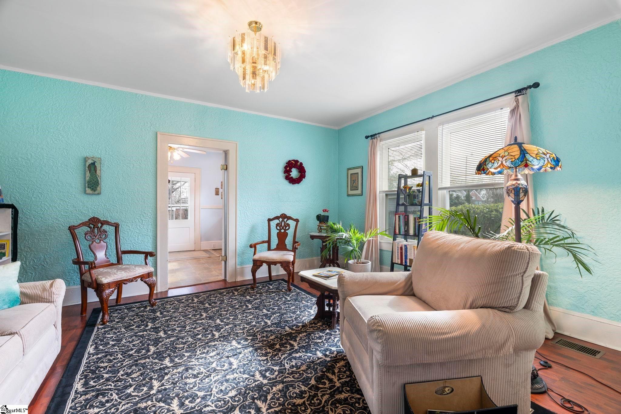 106 Memorial Drive Greer, SC 29650 - Photo 9 of 33