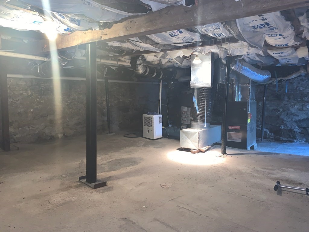 45 Boutwell Street Fall River, MA 02723 - Photo 11 of 15