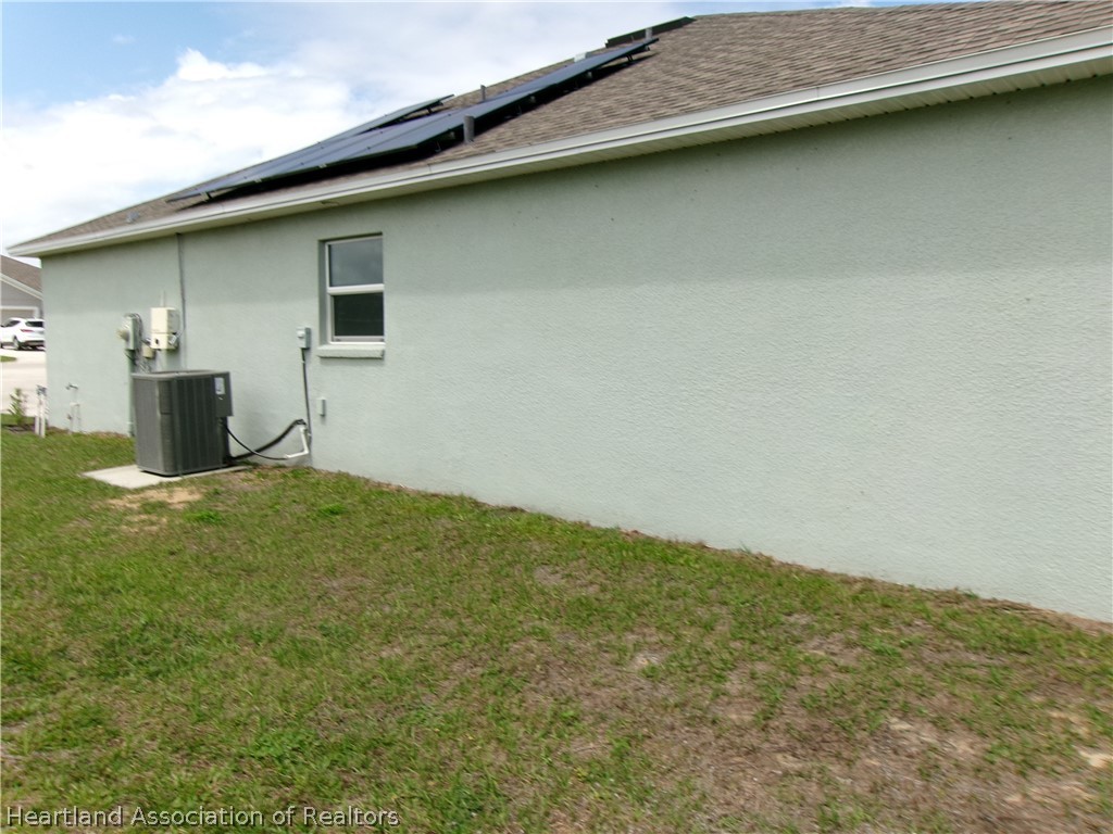 512 Central Ridge Lane Frostproof, FL 33843 - Photo 3 of 19 a view of outdoor space and yard