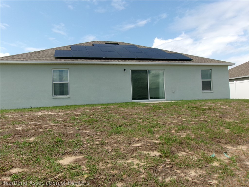 512 Central Ridge Lane Frostproof, FL 33843 - Photo 5 of 19