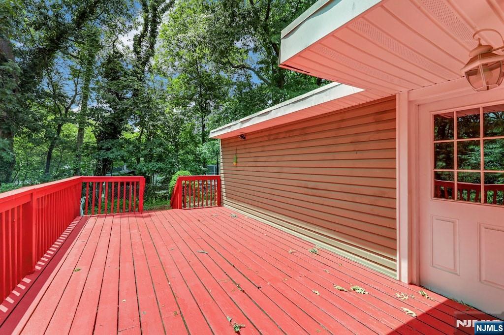 36 Benton Road Paramus, NJ 07652 - Photo 25 of 27
