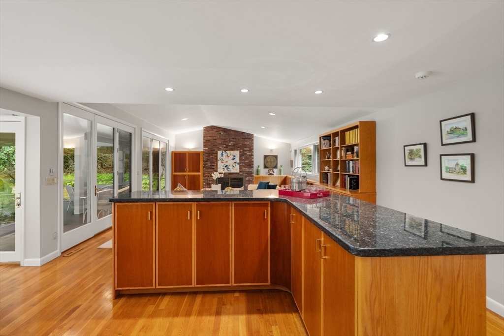 26 Cart Path Road Weston, MA 02493 - Photo 9 of 41 Gallery Image 9