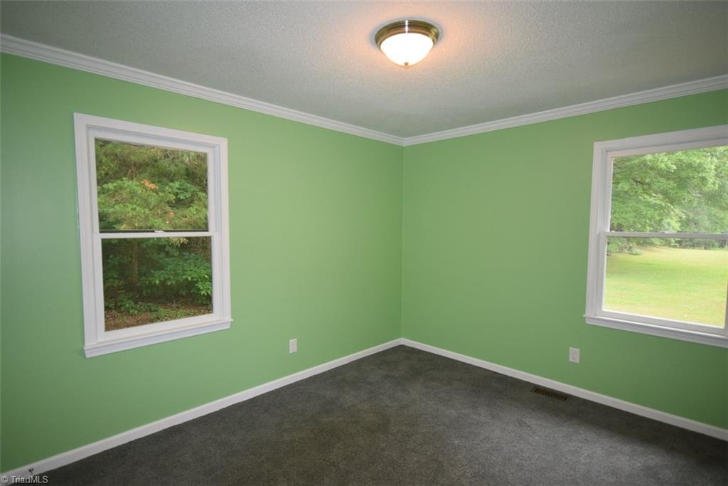 1044 Hub Morris Road Randleman, NC 27317 - Photo 14 of 23 Gallery Image 14