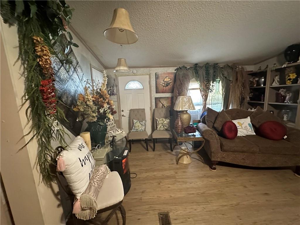 192 2nd Street Bridge City, LA 70094 - Photo 3 of 22