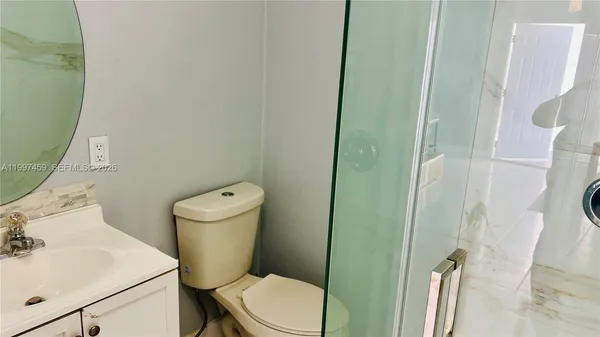 $875,000 | 18901 Northwest 77th Court, Hialeah, FL 33015