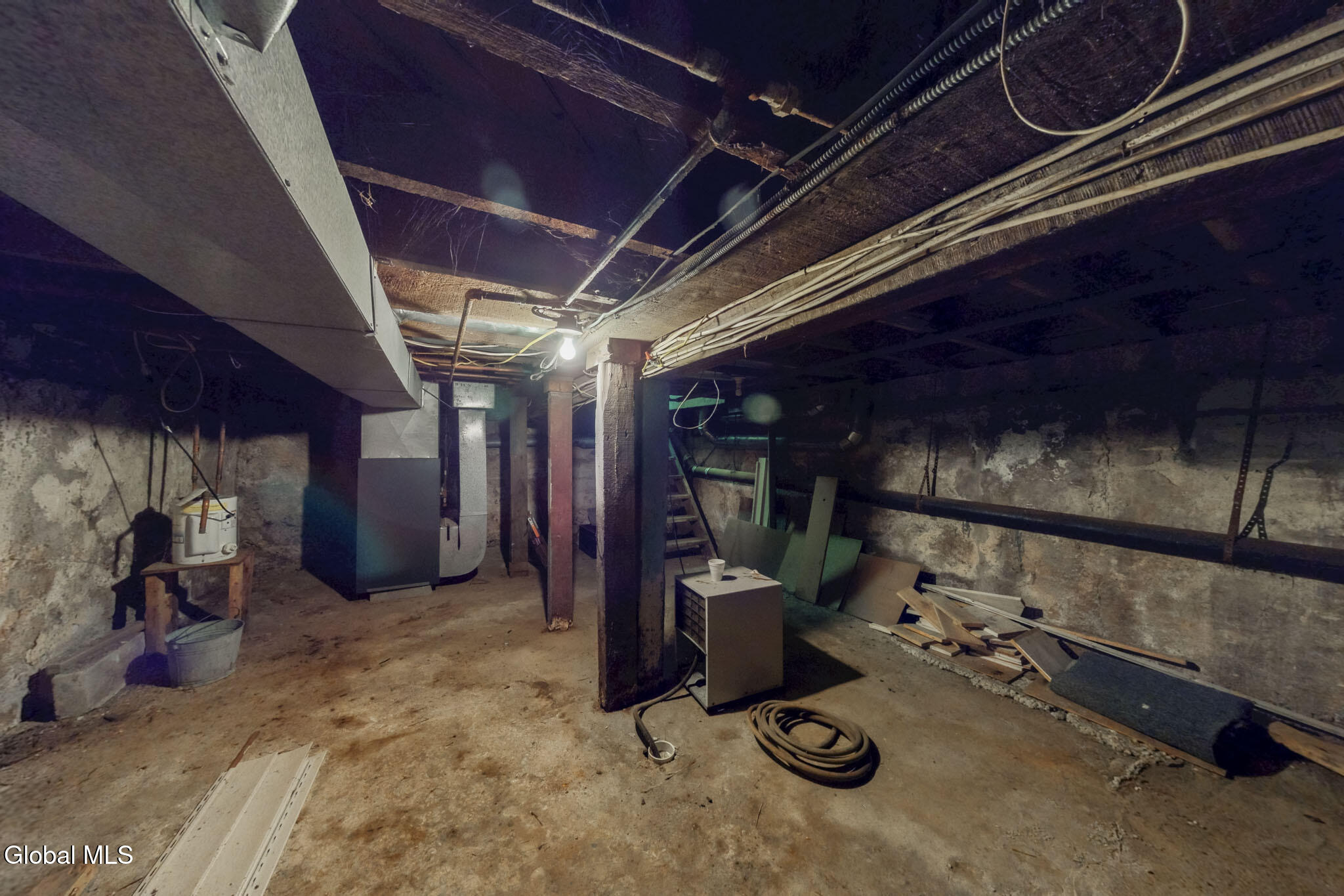 1564 Becker Street Schenectady, NY 12304 - Photo 19 of 22 NON LOGO-18