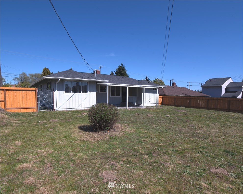 10803 Renton Avenue South Seattle, WA 98178 - Photo 20 of 21 Gallery Image 20