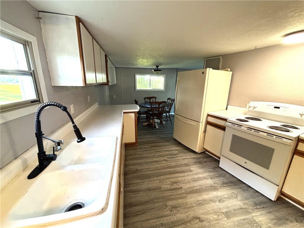 8288 Lee Road Atchison, KS 66002 - Photo 2 of 16