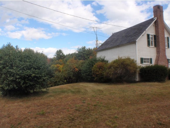 376 Dover Road Chichester, NH 03258 - Photo 2 of 20