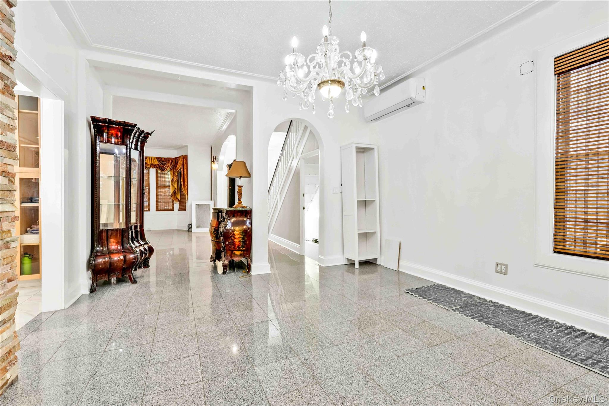 80-63 87th Road Queens, NY 11421 - Photo 17 of 37